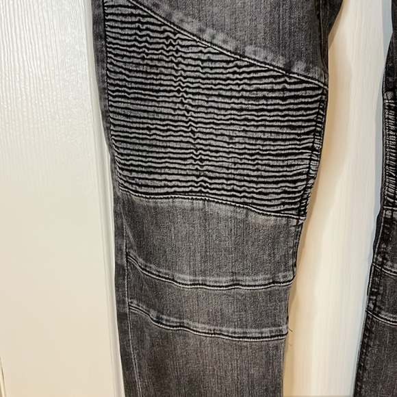 H&M jeans - Picture 2 of 6